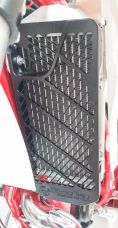 X-TRAINER RADIATOR GUARDS - BLACK